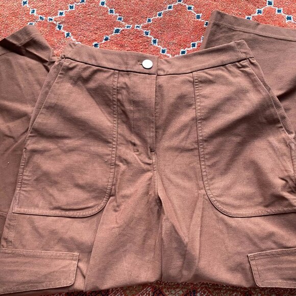 Lululemon Light Utilitech Cargo Pocket High-Rise Pant - Picture 2 of 4